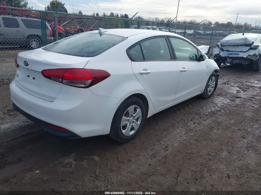 2018 KIA FORTE LX