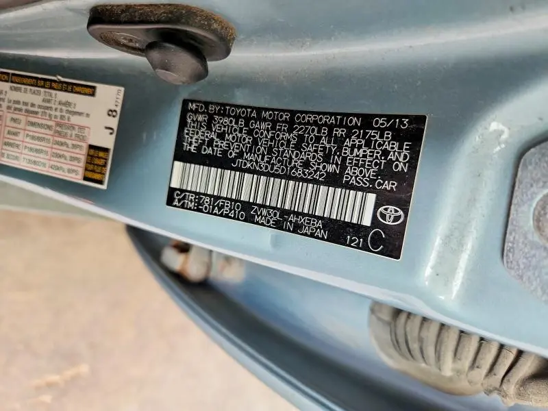 2013 TOYOTA PRIUS TWO  