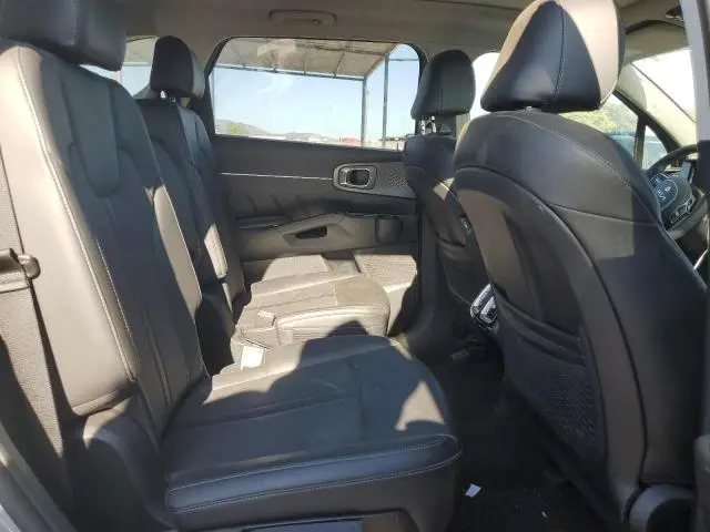 2022 KIA SORENTO SX  