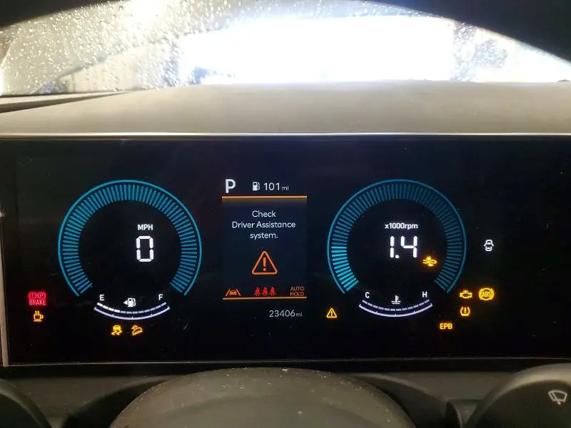2025 HYUNDAI SANTA CRUZ SE  