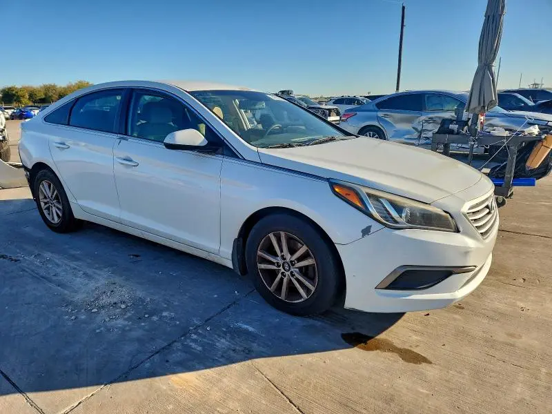2016 HYUNDAI SONATA SE  