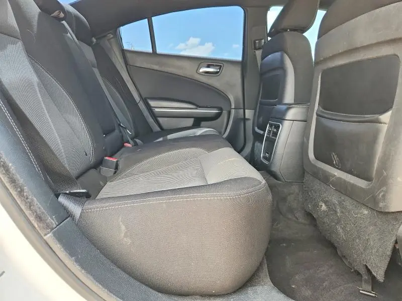 2015 DODGE CHARGER SE  
