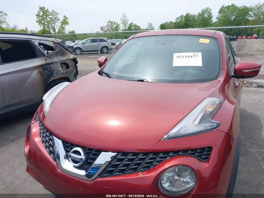 2015 NISSAN JUKE SV