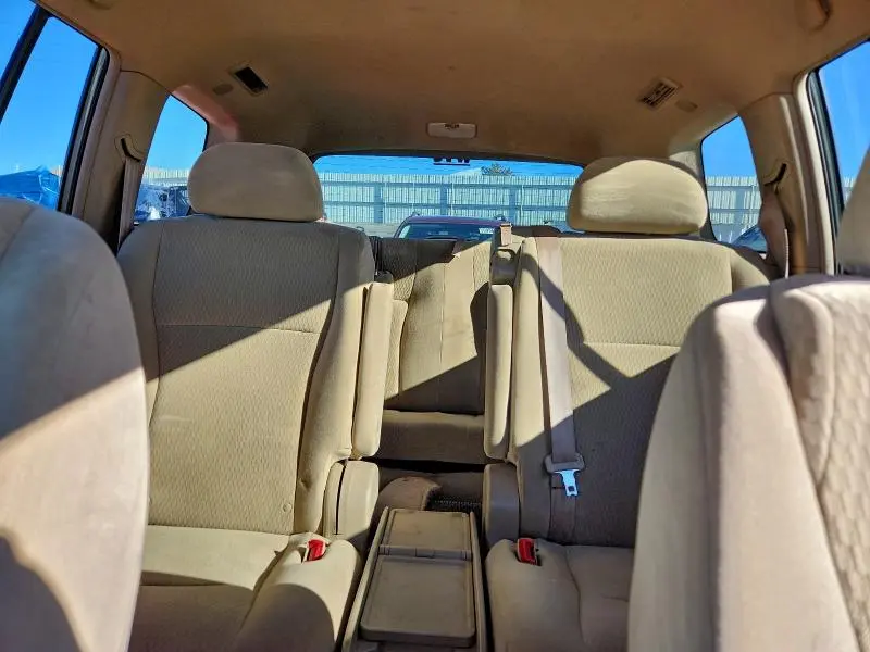 2010 TOYOTA HIGHLANDER   