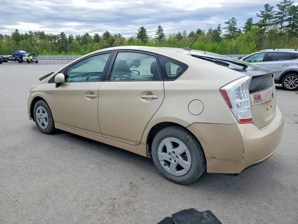 2010 TOYOTA PRIUS II  