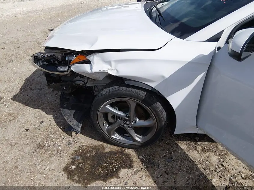 2019 HYUNDAI VELOSTER 2.0