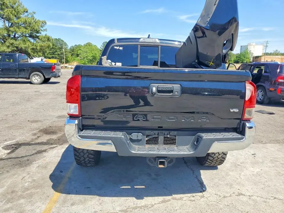 2017 TOYOTA TACOMA SR5 V6  
