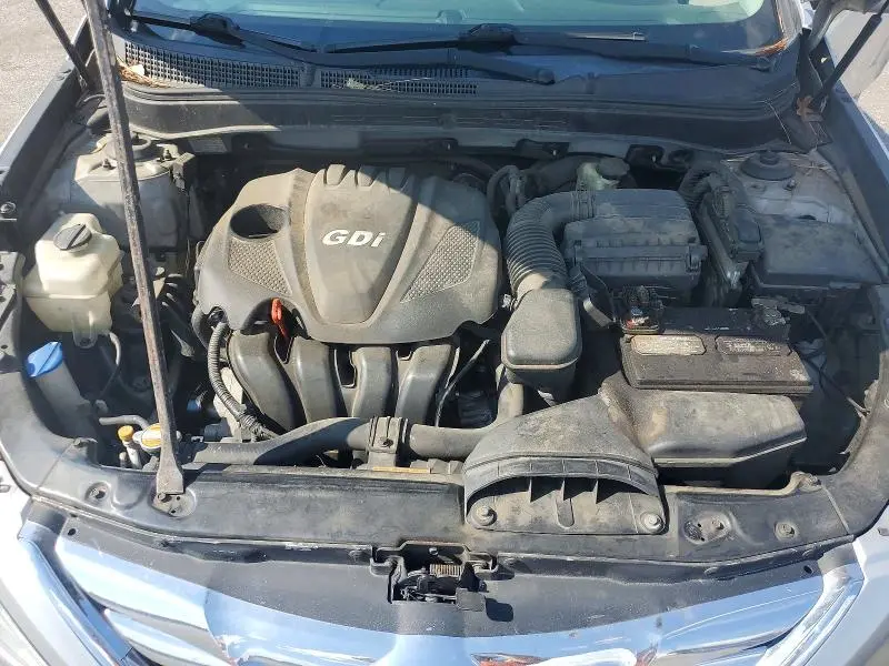 2012 HYUNDAI SONATA SE  