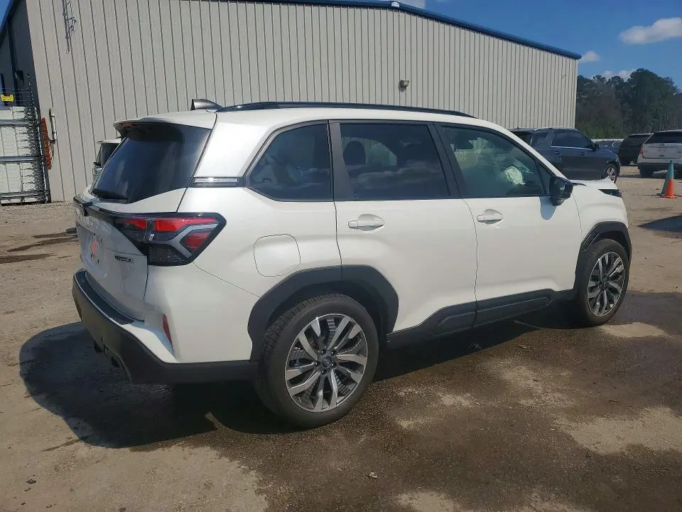 2025 SUBARU FORESTER TOURING  