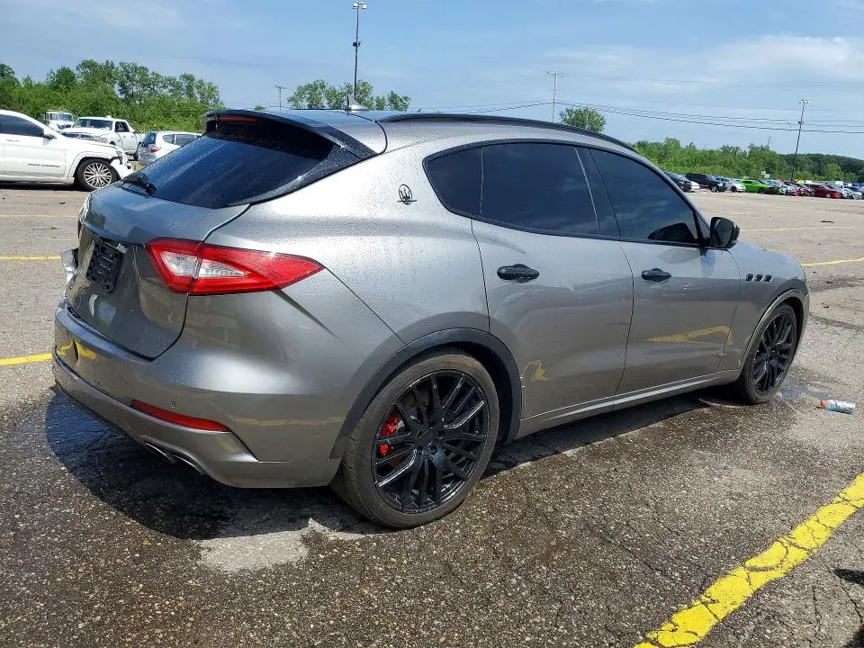 2017 MASERATI LEVANTE S LUXURY  