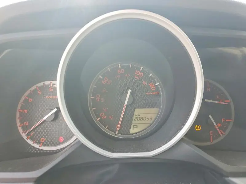 2011 TOYOTA 4RUNNER SR5  