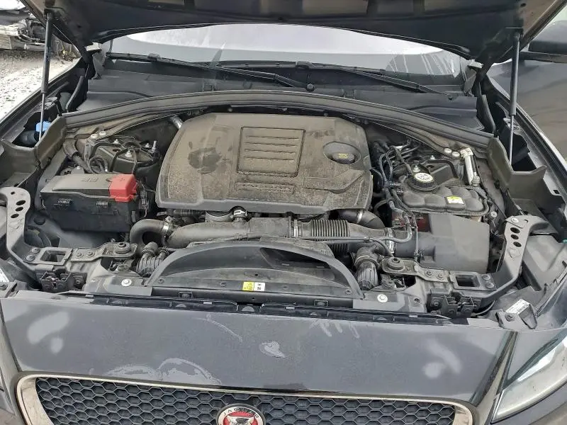 2019 JAGUAR F-PACE PRESTIGE  