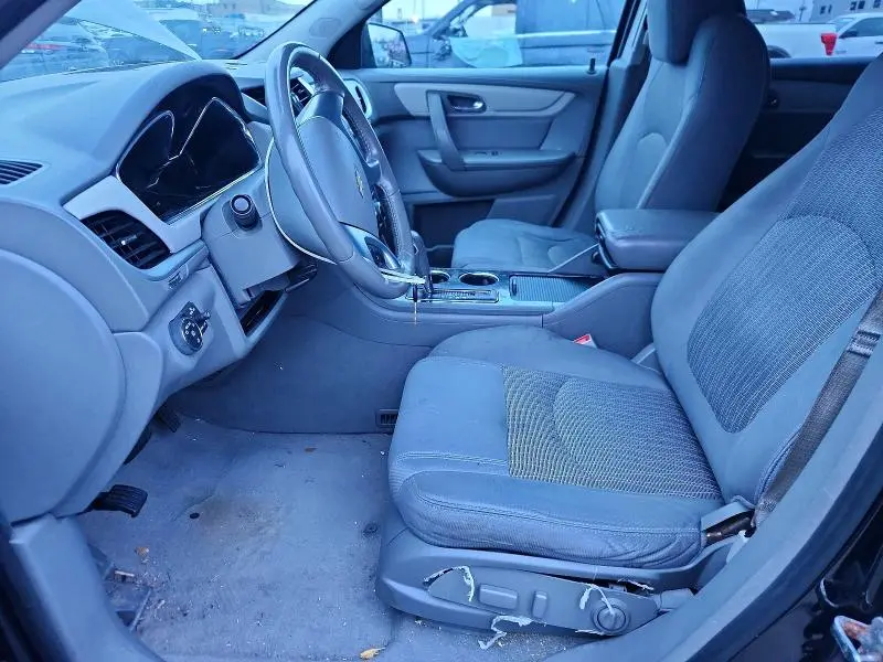 2016 CHEVROLET TRAVERSE LT  