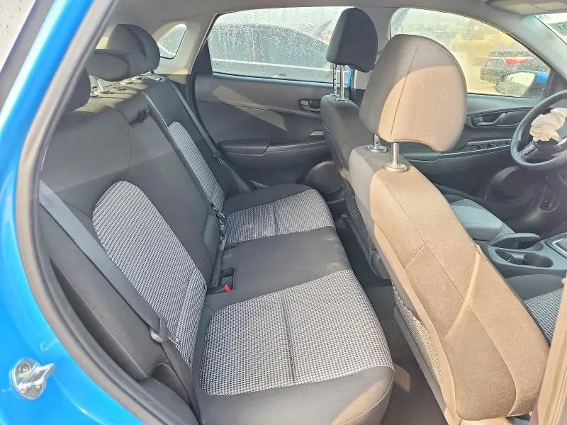 2019 HYUNDAI KONA SE  