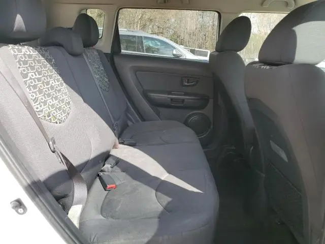 2011 KIA SOUL +  