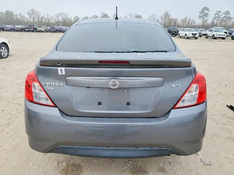 2018 NISSAN VERSA S  