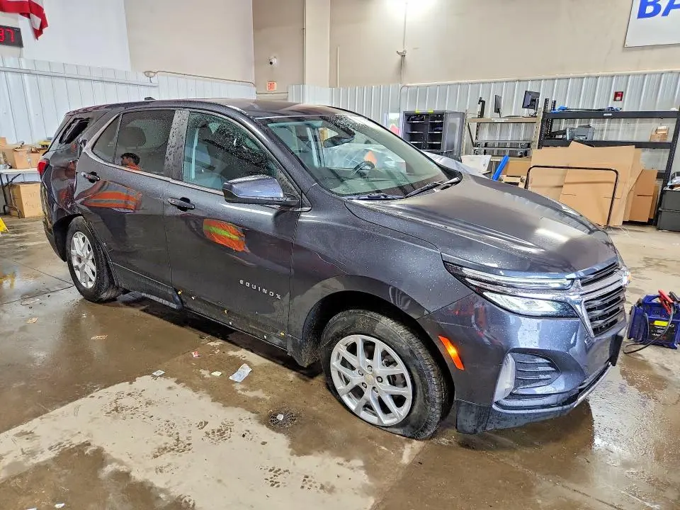 2022 CHEVROLET EQUINOX LT  