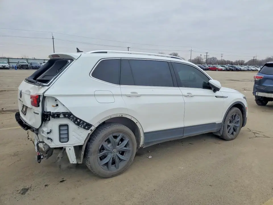 2024 VOLKSWAGEN TIGUAN SE  