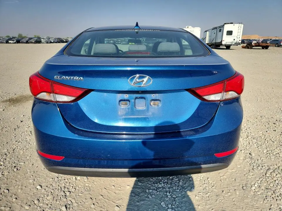 2014 HYUNDAI ELANTRA SE  