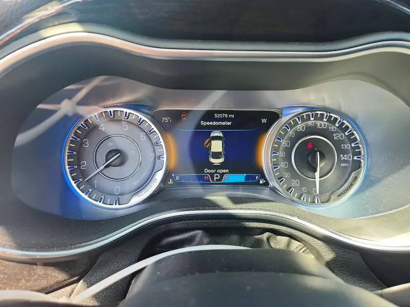 2016 CHRYSLER 200 C  