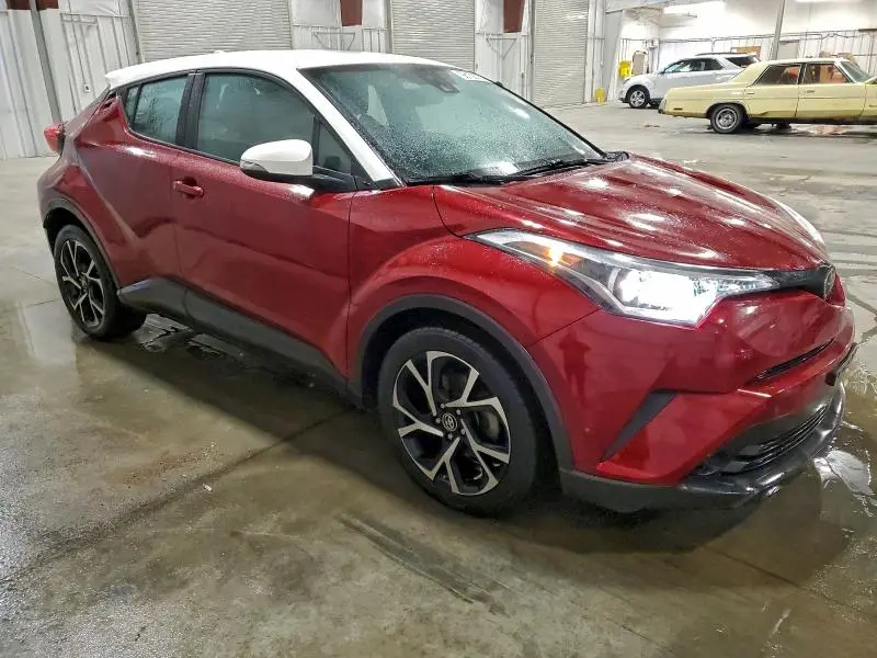2018 TOYOTA C-HR XLE  