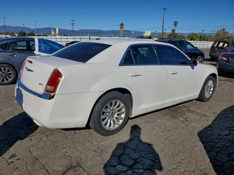2013 CHRYSLER 300   