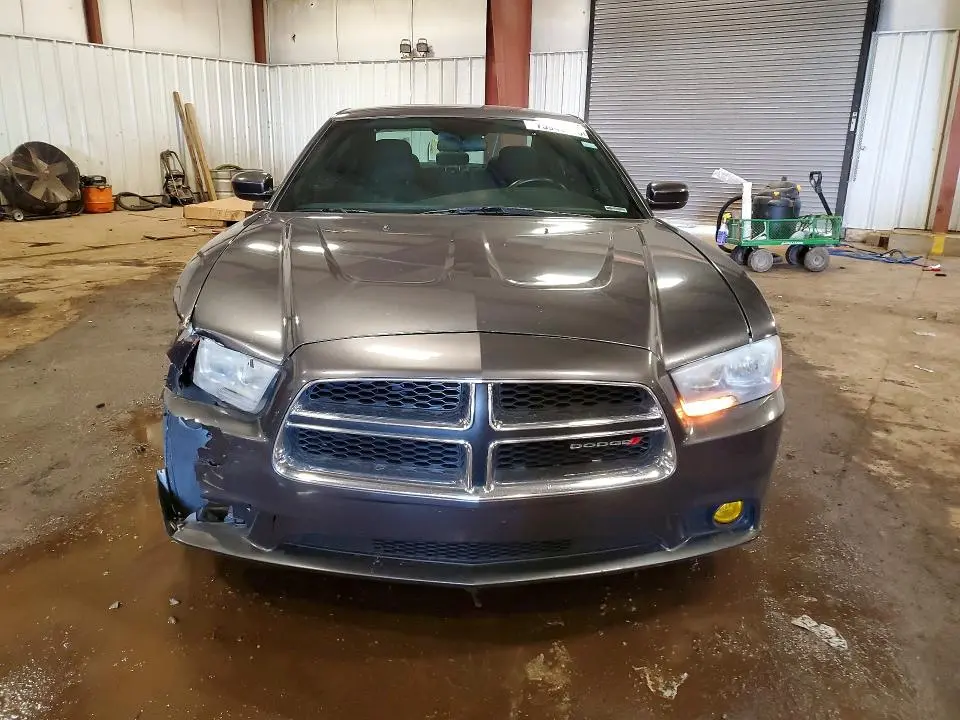 2014 DODGE CHARGER SE  