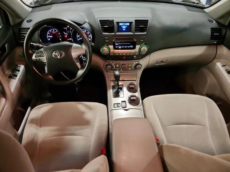 2012 TOYOTA HIGHLANDER BASE  