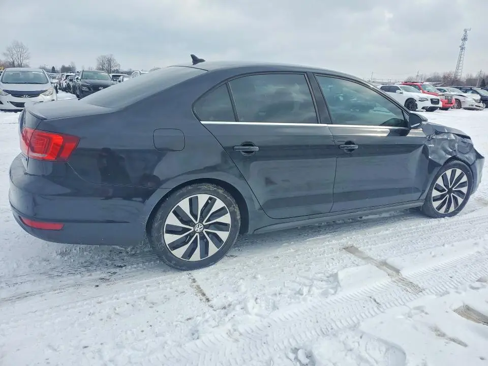 2013 VOLKSWAGEN JETTA HYBRID  