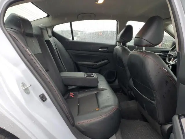 2023 NISSAN ALTIMA SR  