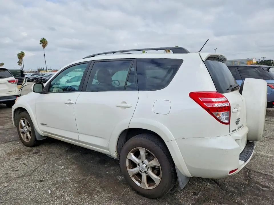 2010 TOYOTA RAV4 LIMITED  