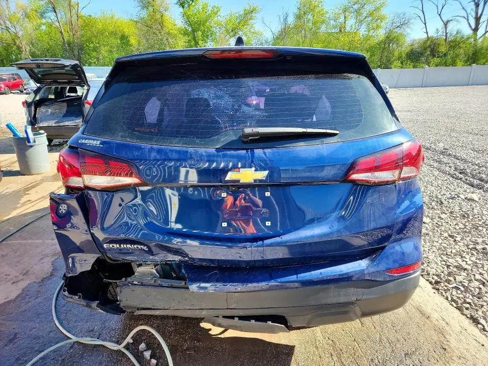 2022 CHEVROLET EQUINOX LS  
