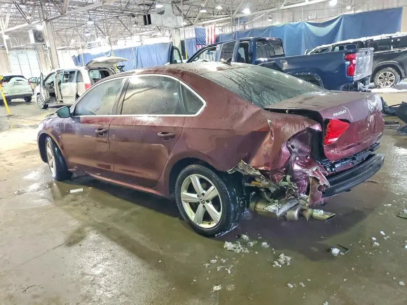 2012 VOLKSWAGEN PASSAT SE  
