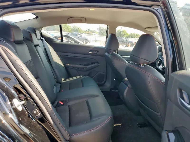 2024 NISSAN ALTIMA SR  