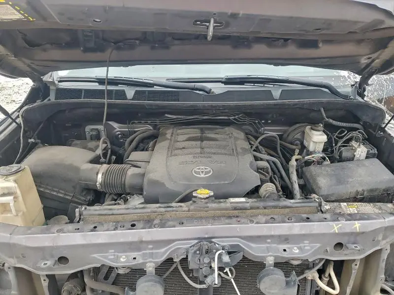 2017 TOYOTA TUNDRA CREWMAX LIMITED  