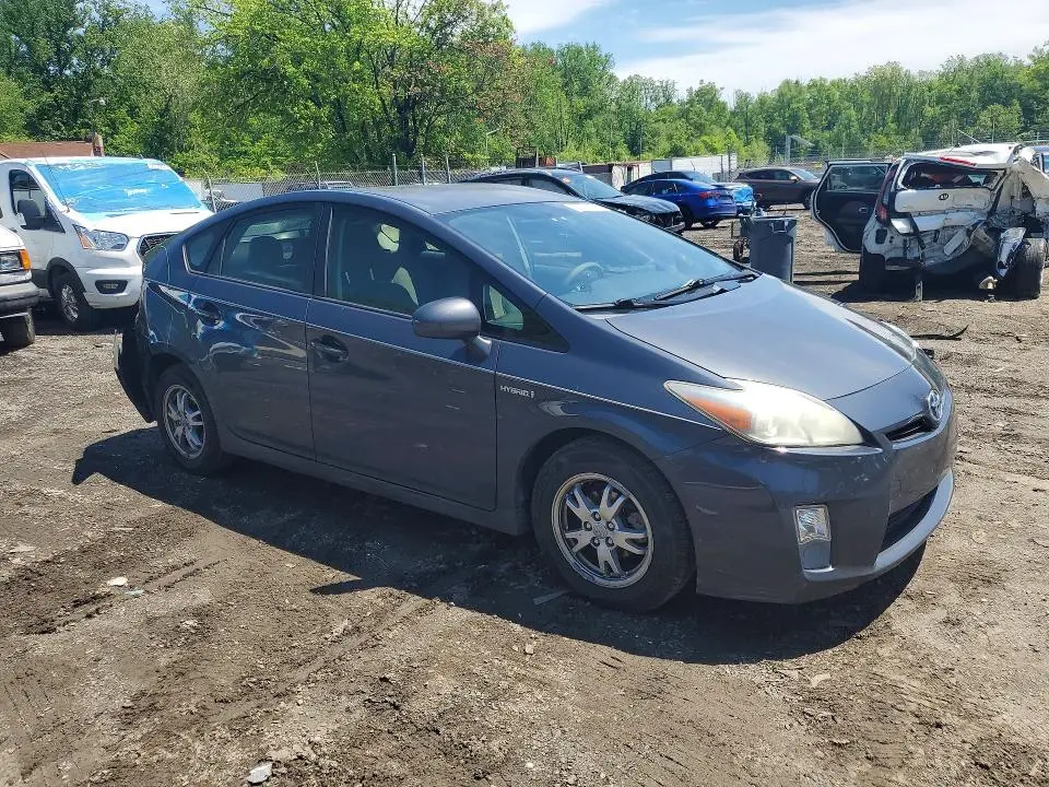2011 TOYOTA PRIUS TWO  