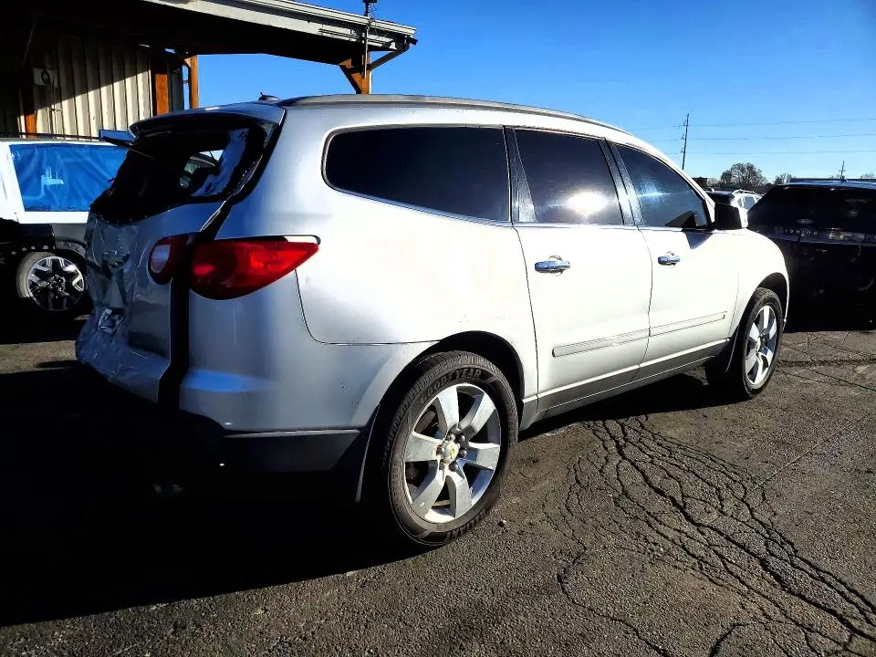 2010 CHEVROLET TRAVERSE LTZ  