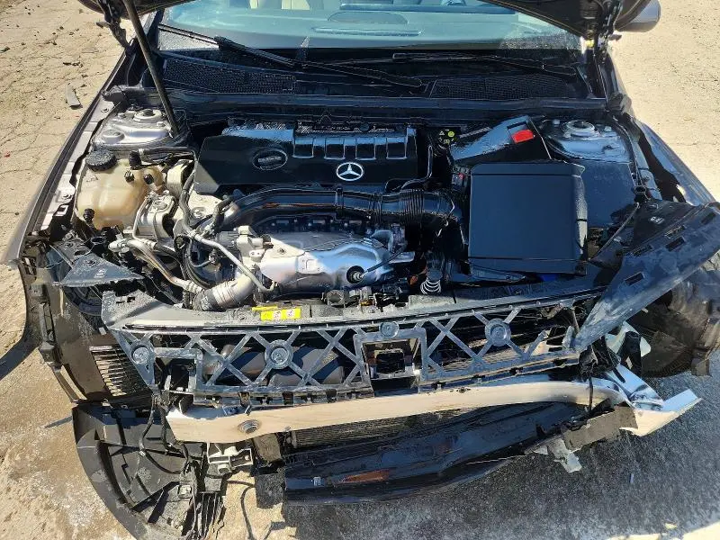 2023 MERCEDES-BENZ CLA 250  