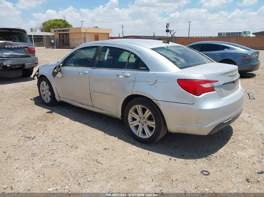 2012 CHRYSLER 200 LX