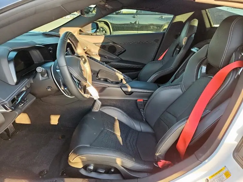 2025 CHEVROLET CORVETTE STINGRAY 2LT  