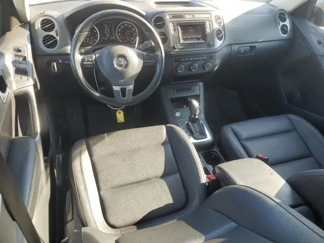 2016 VOLKSWAGEN TIGUAN S  