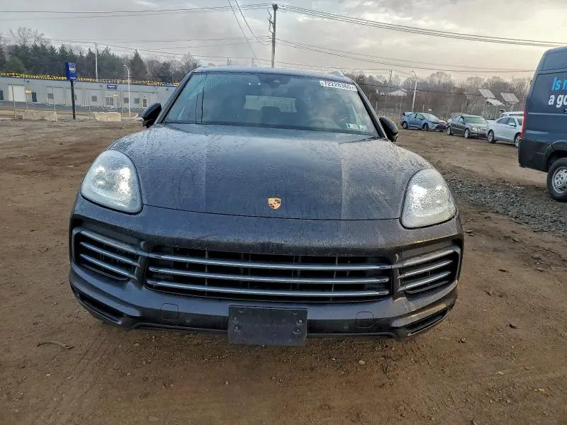 2019 PORSCHE CAYENNE SE HYBRID  