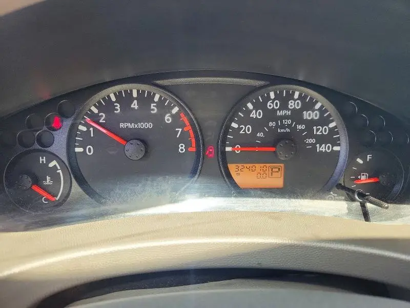 2010 NISSAN FRONTIER XE  