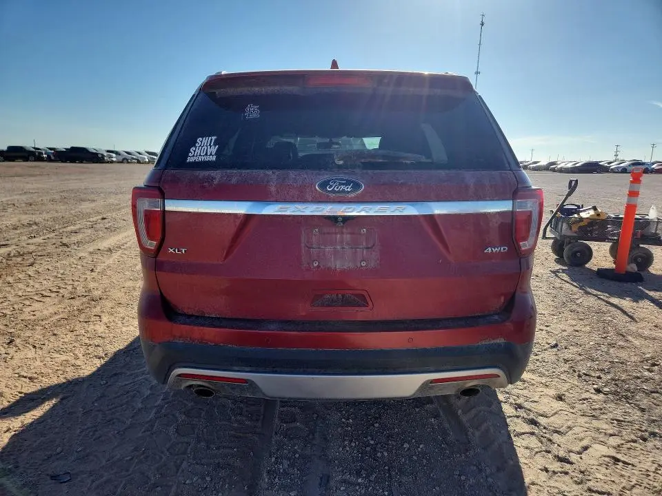 2017 FORD EXPLORER XLT  