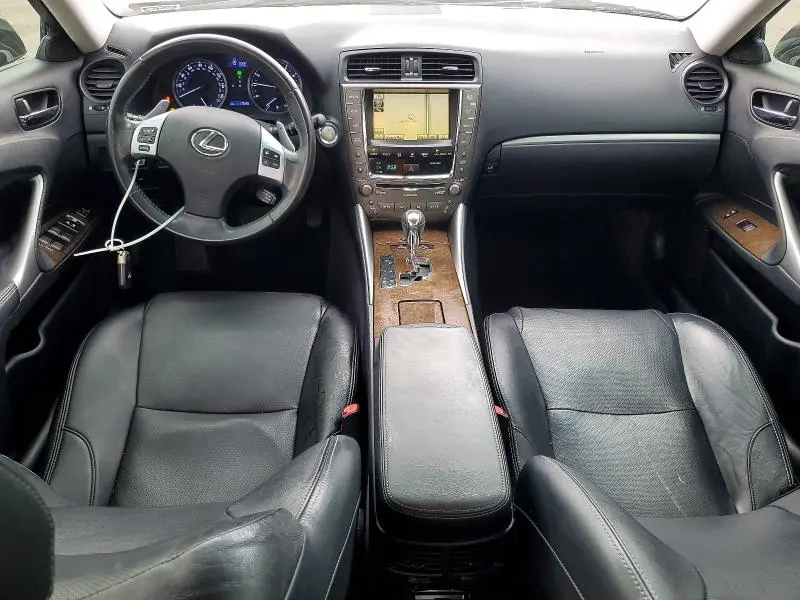 2011 LEXUS IS 350  