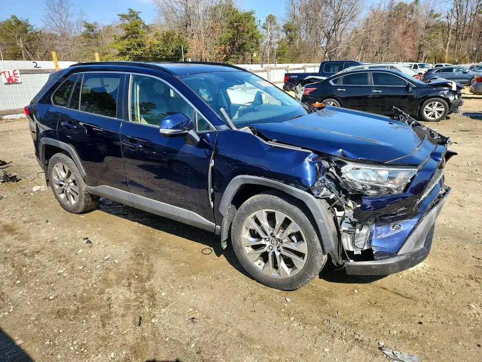2019 TOYOTA RAV4 XLE PREMIUM  
