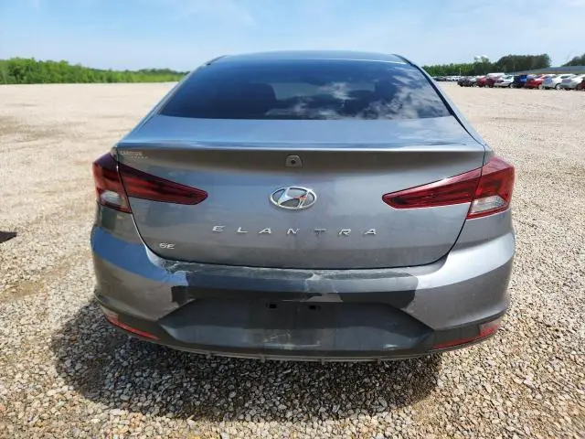 2019 HYUNDAI ELANTRA SE  