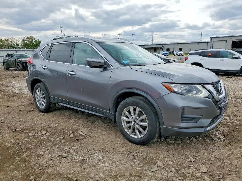 2017 NISSAN ROGUE SV  