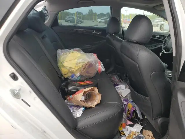 2014 HYUNDAI SONATA SE  