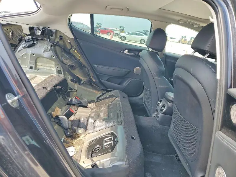 2019 KIA STINGER PREMIUM  